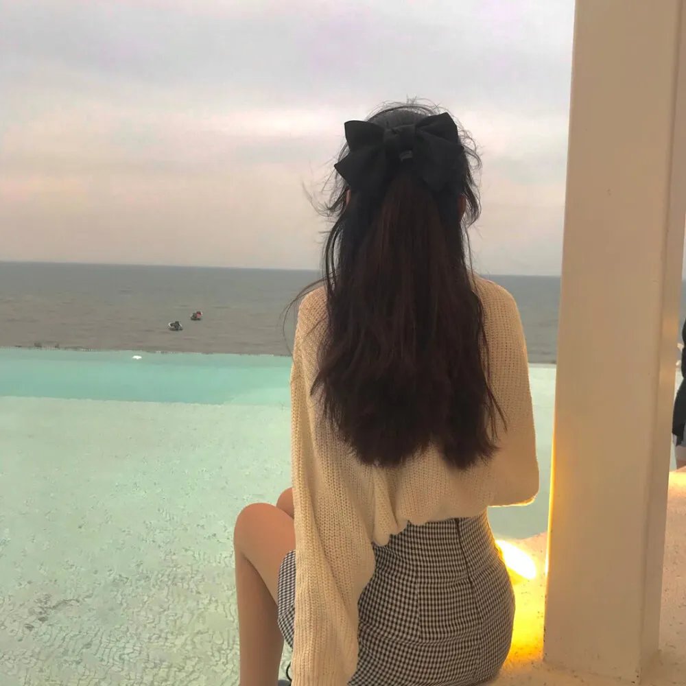 红色尾翼